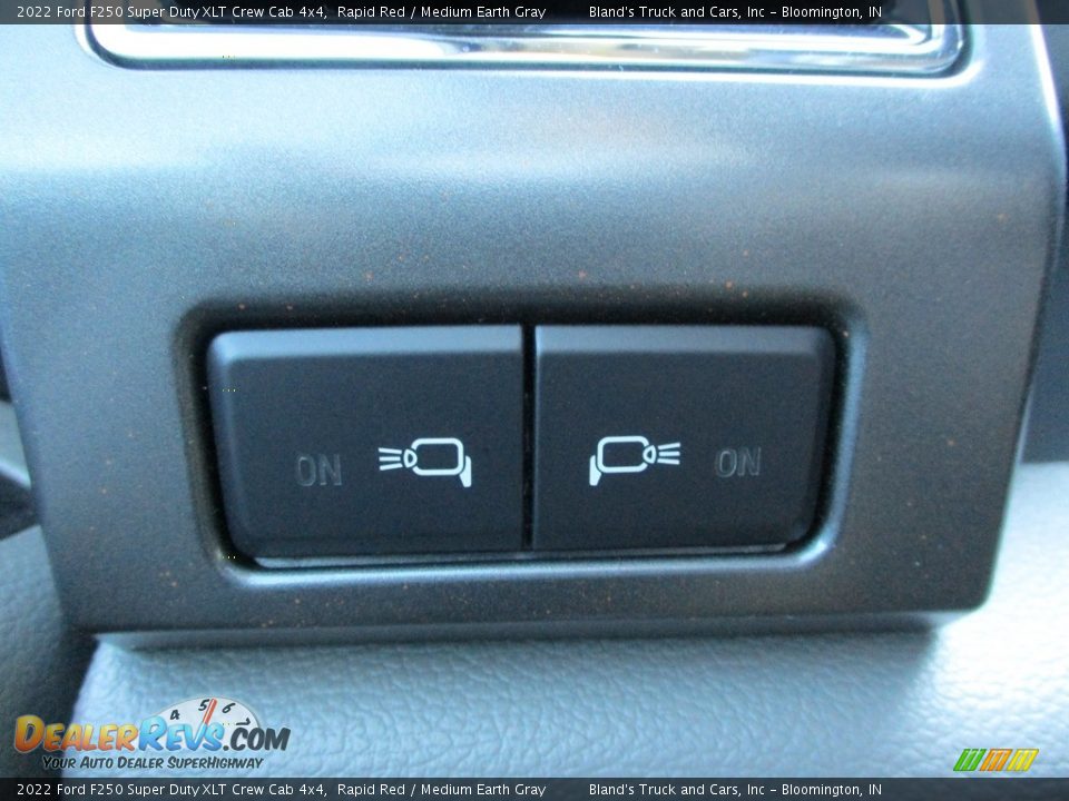 2022 Ford F250 Super Duty XLT Crew Cab 4x4 Rapid Red / Medium Earth Gray Photo #13