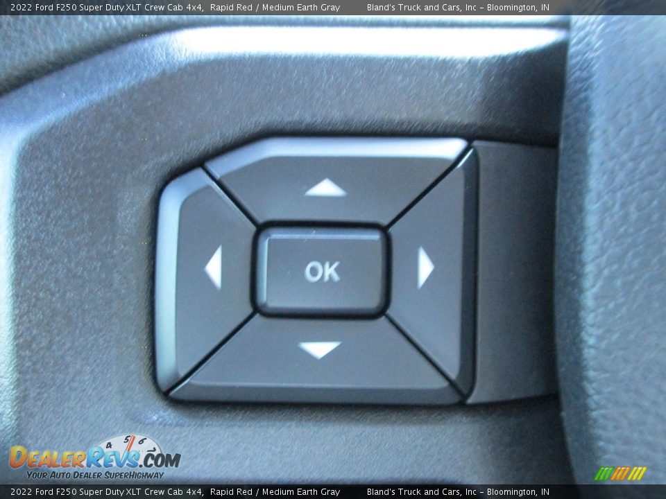 2022 Ford F250 Super Duty XLT Crew Cab 4x4 Rapid Red / Medium Earth Gray Photo #17