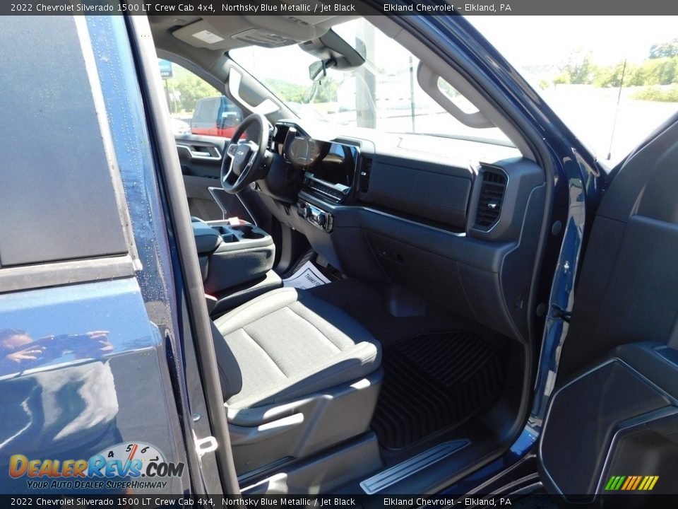 2022 Chevrolet Silverado 1500 LT Crew Cab 4x4 Northsky Blue Metallic / Jet Black Photo #18