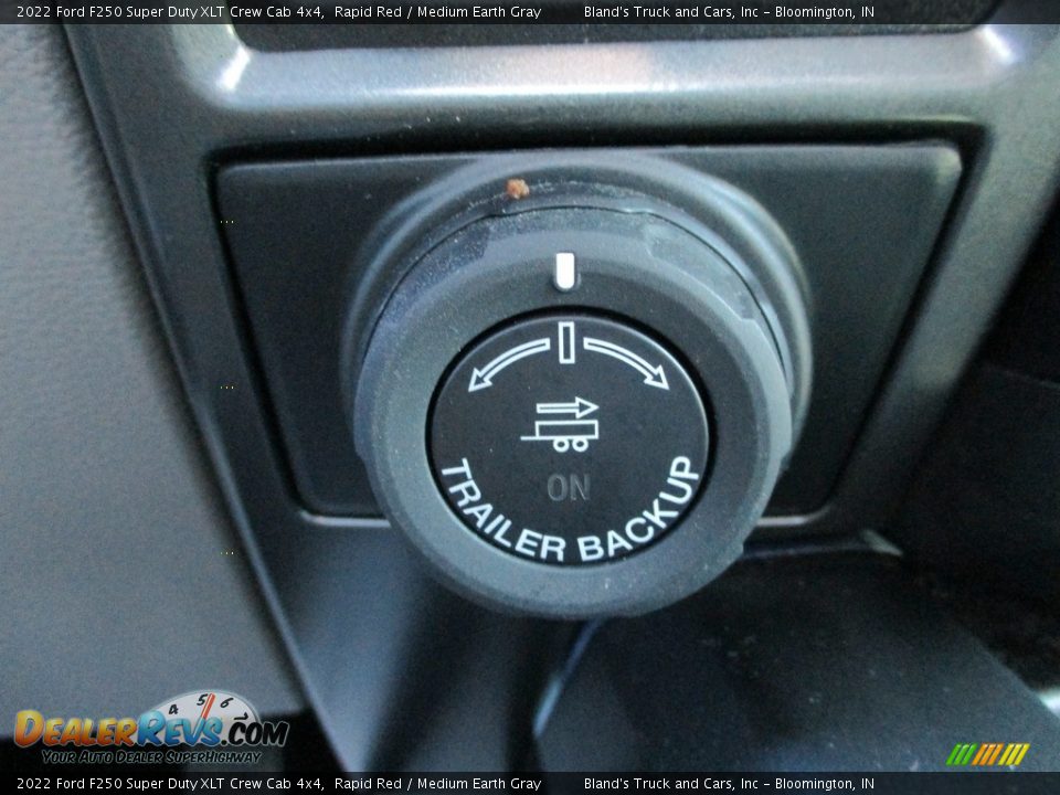 2022 Ford F250 Super Duty XLT Crew Cab 4x4 Rapid Red / Medium Earth Gray Photo #24