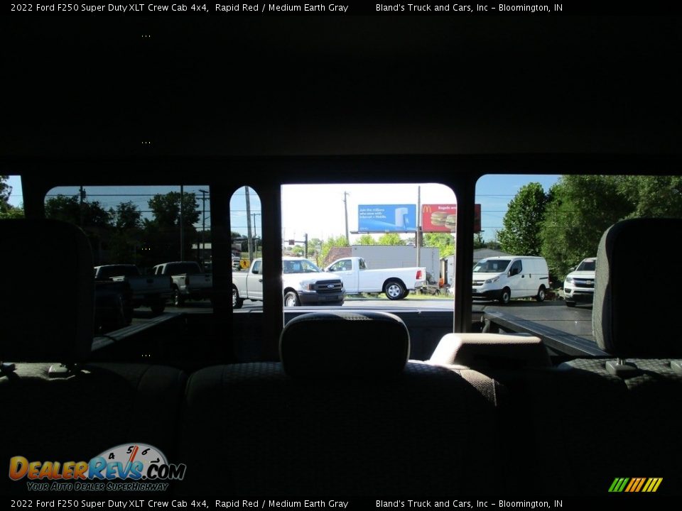 2022 Ford F250 Super Duty XLT Crew Cab 4x4 Rapid Red / Medium Earth Gray Photo #30