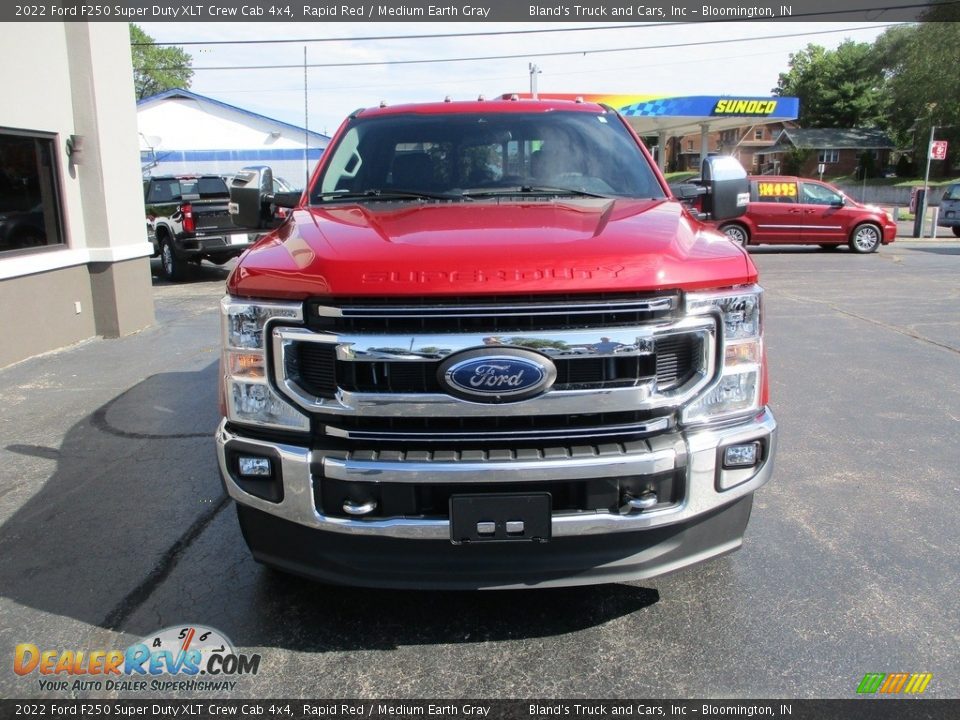 2022 Ford F250 Super Duty XLT Crew Cab 4x4 Rapid Red / Medium Earth Gray Photo #31