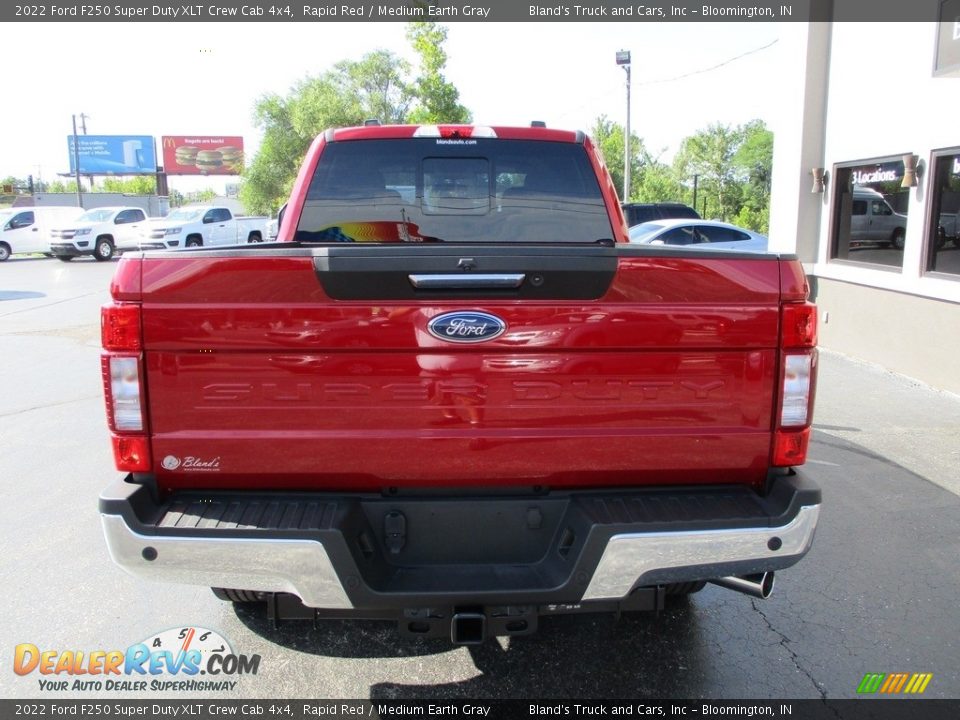 2022 Ford F250 Super Duty XLT Crew Cab 4x4 Rapid Red / Medium Earth Gray Photo #35