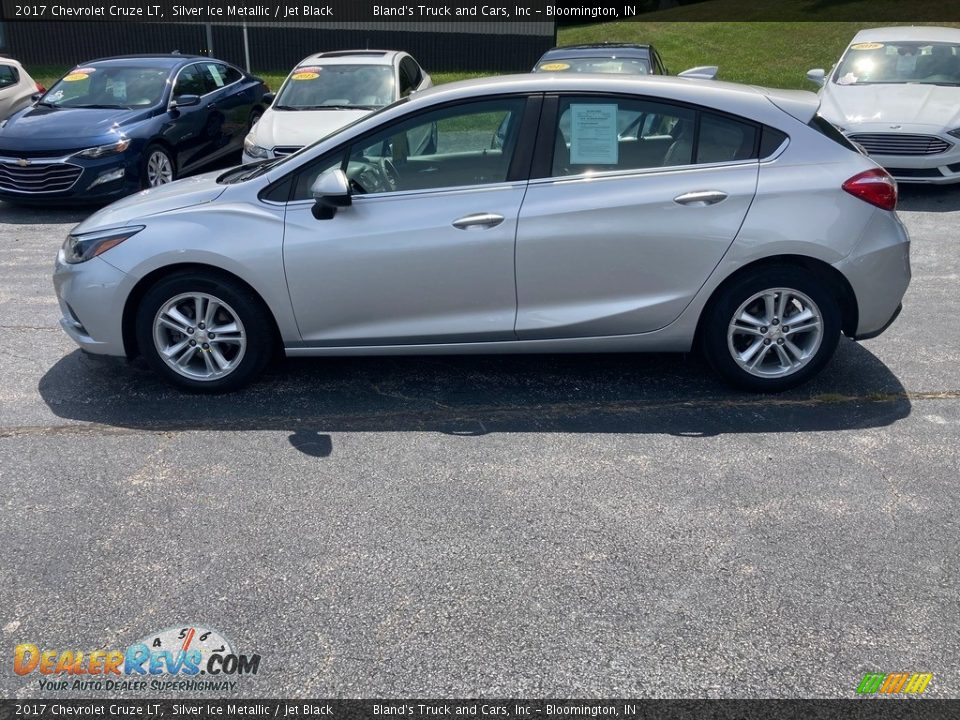 2017 Chevrolet Cruze LT Silver Ice Metallic / Jet Black Photo #1