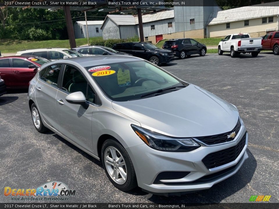 2017 Chevrolet Cruze LT Silver Ice Metallic / Jet Black Photo #6