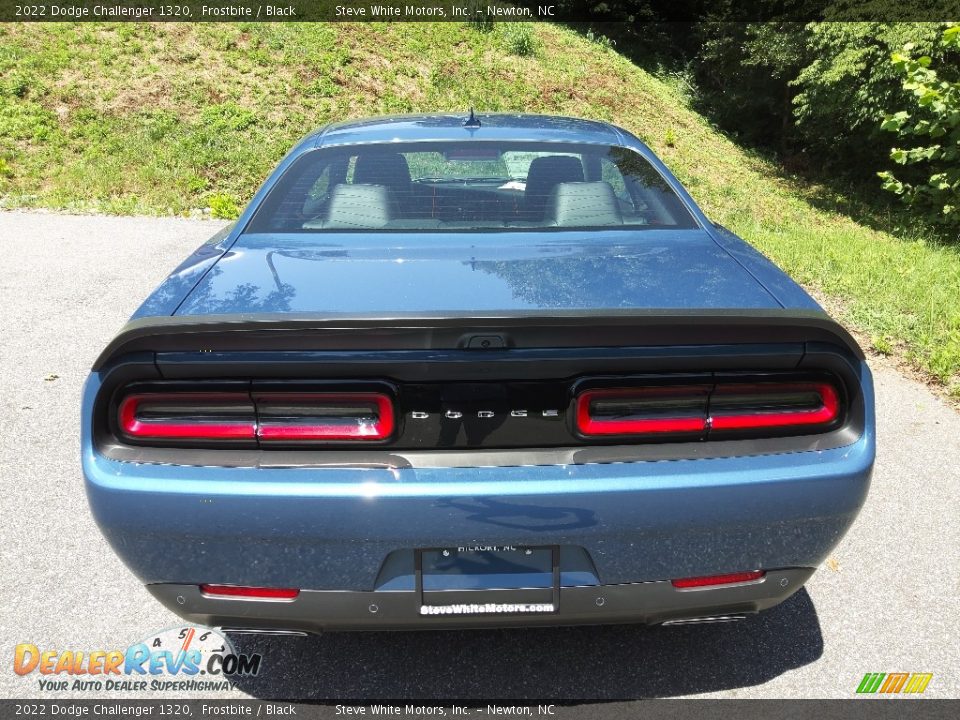 2022 Dodge Challenger 1320 Frostbite / Black Photo #7