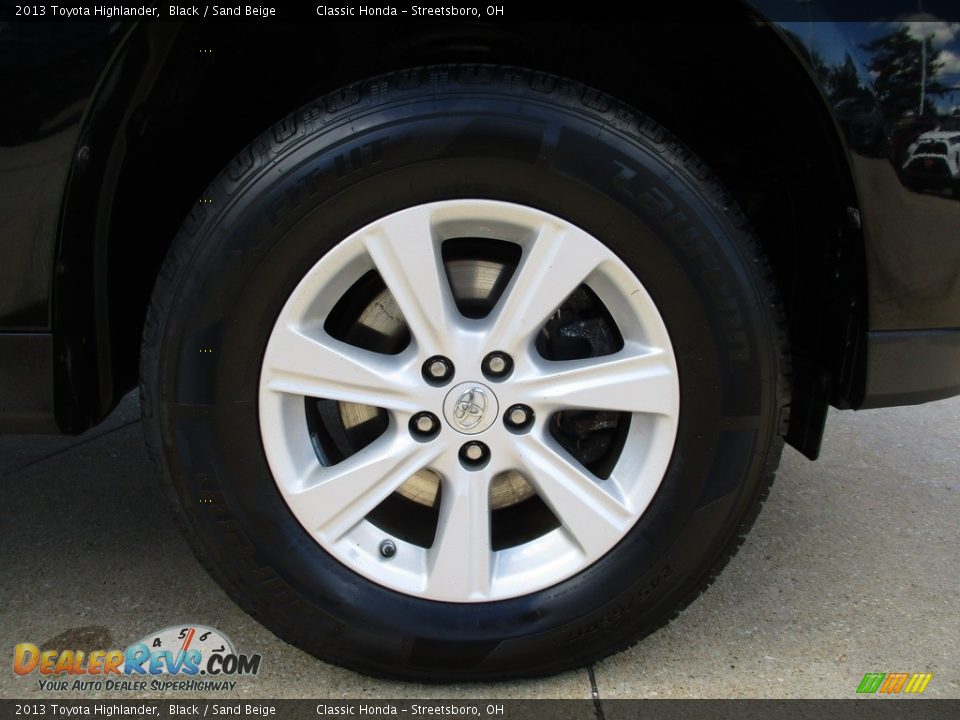 2013 Toyota Highlander Black / Sand Beige Photo #5