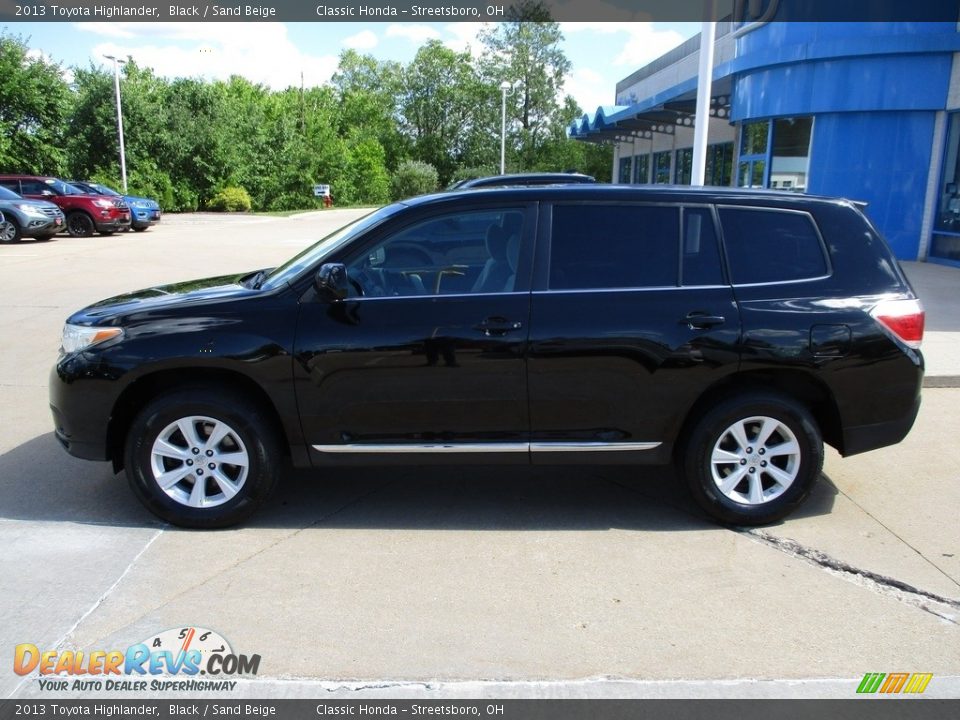 2013 Toyota Highlander Black / Sand Beige Photo #10