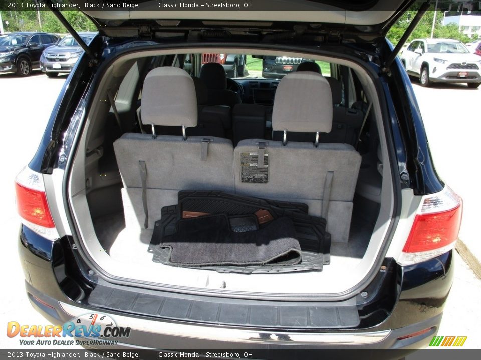2013 Toyota Highlander Black / Sand Beige Photo #13