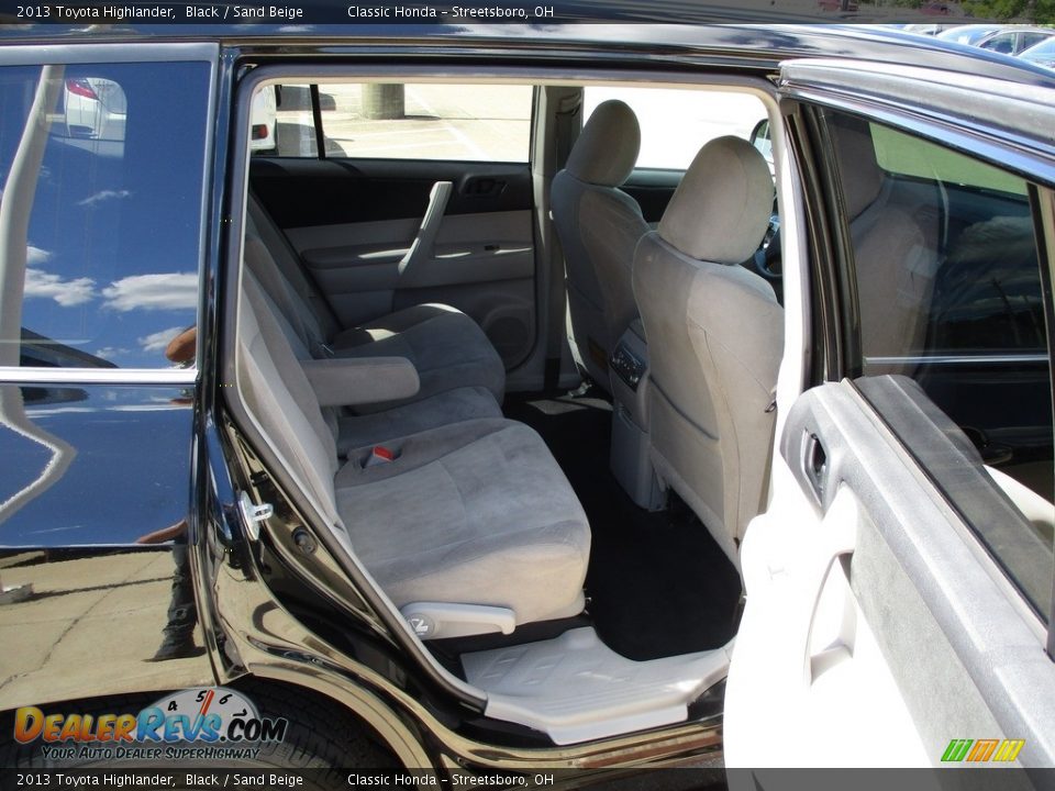 2013 Toyota Highlander Black / Sand Beige Photo #20