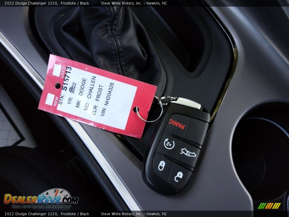 Keys of 2022 Dodge Challenger 1320 Photo #26