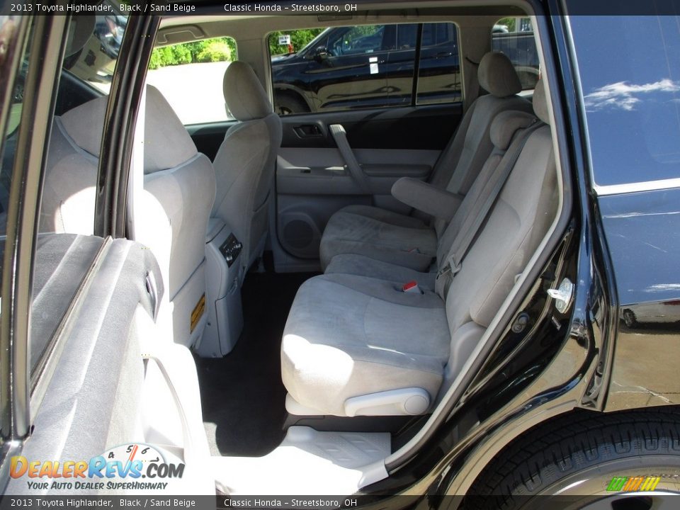 2013 Toyota Highlander Black / Sand Beige Photo #26