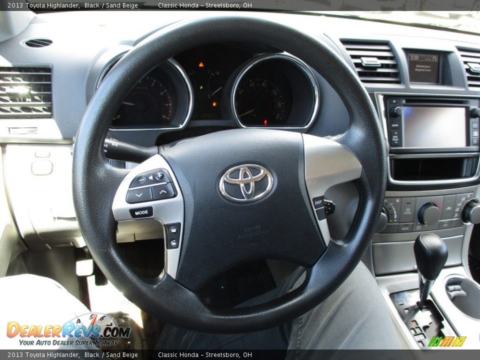 2013 Toyota Highlander Black / Sand Beige Photo #33