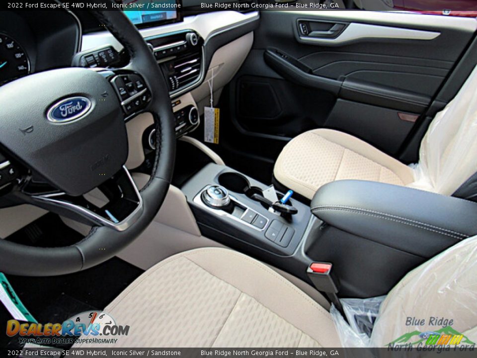 2022 Ford Escape SE 4WD Hybrid Iconic Silver / Sandstone Photo #25