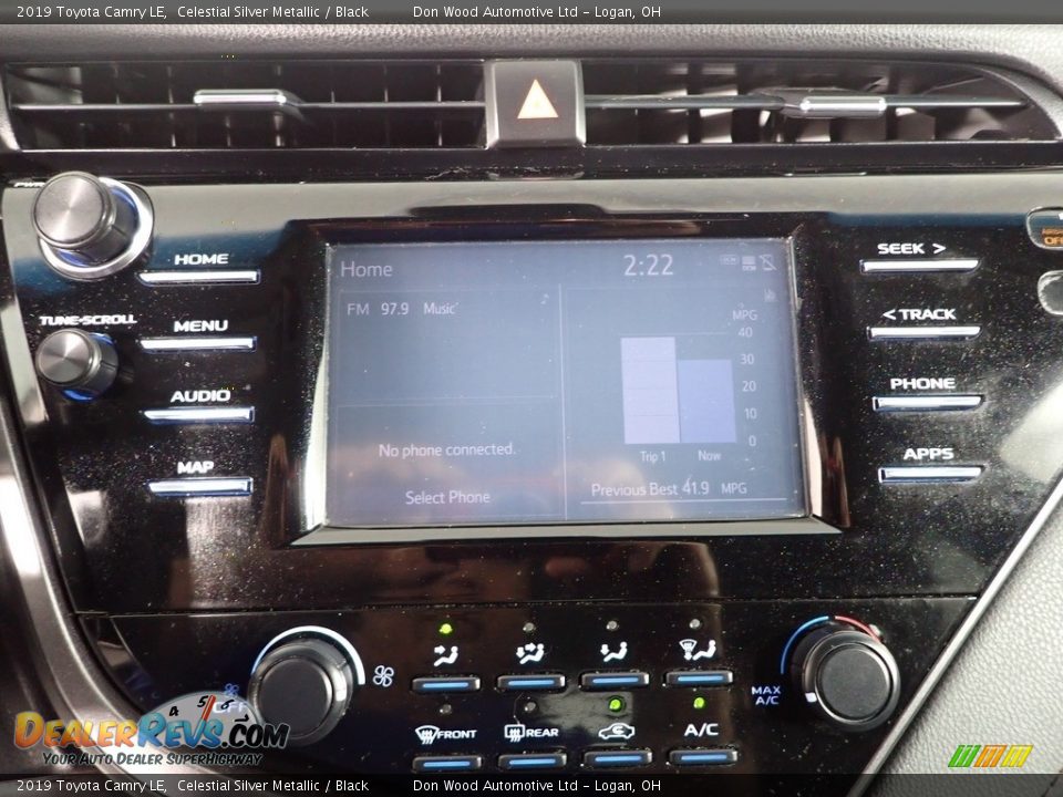 2019 Toyota Camry LE Celestial Silver Metallic / Black Photo #2