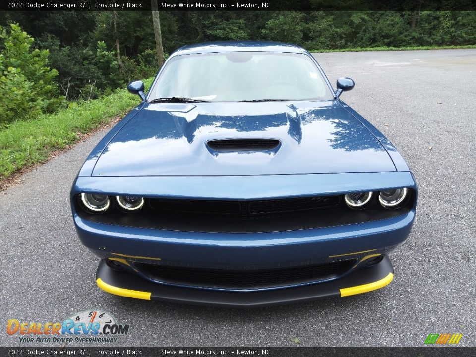 2022 Dodge Challenger R/T Frostbite / Black Photo #3