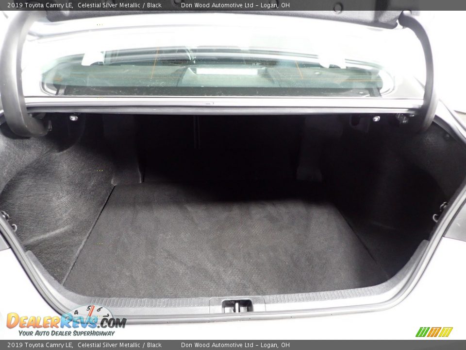 2019 Toyota Camry LE Celestial Silver Metallic / Black Photo #9