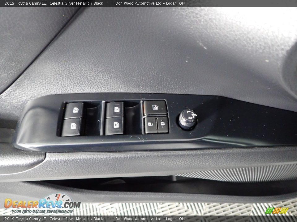 2019 Toyota Camry LE Celestial Silver Metallic / Black Photo #12