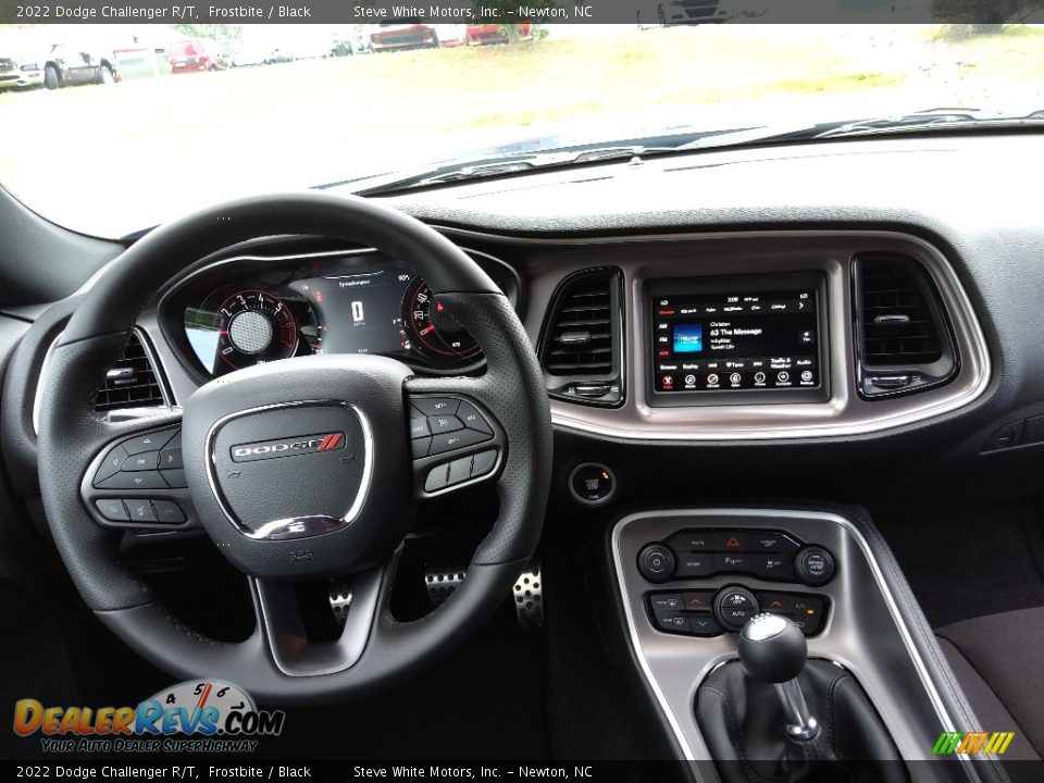 2022 Dodge Challenger R/T Frostbite / Black Photo #16