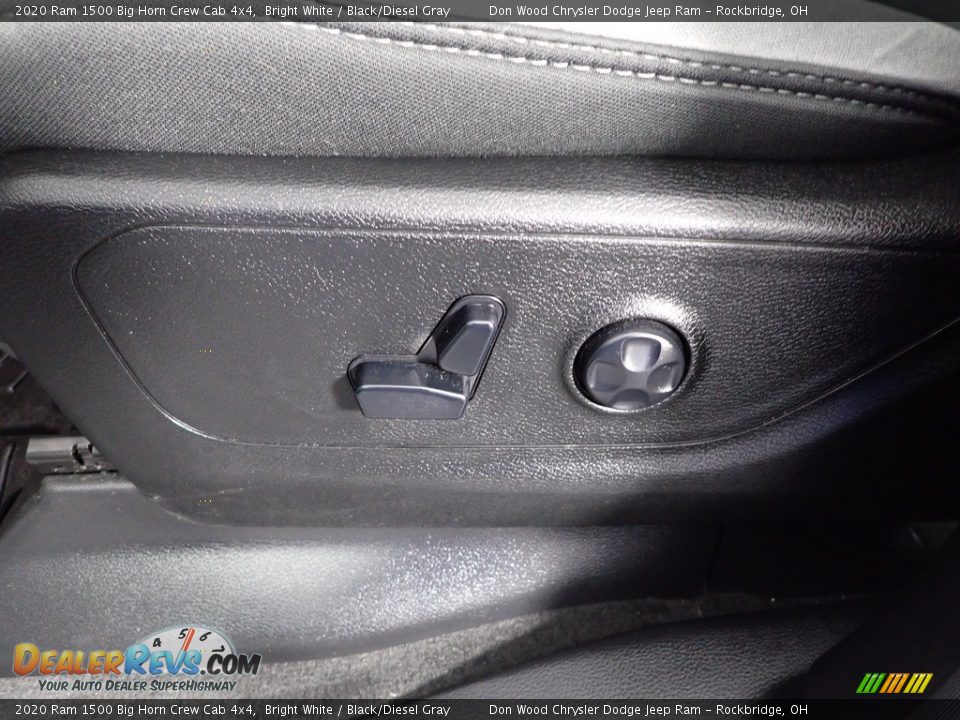 2020 Ram 1500 Big Horn Crew Cab 4x4 Bright White / Black/Diesel Gray Photo #16