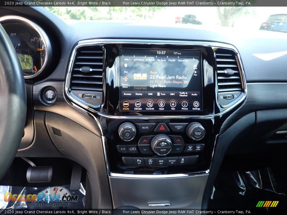 2020 Jeep Grand Cherokee Laredo 4x4 Bright White / Black Photo #17