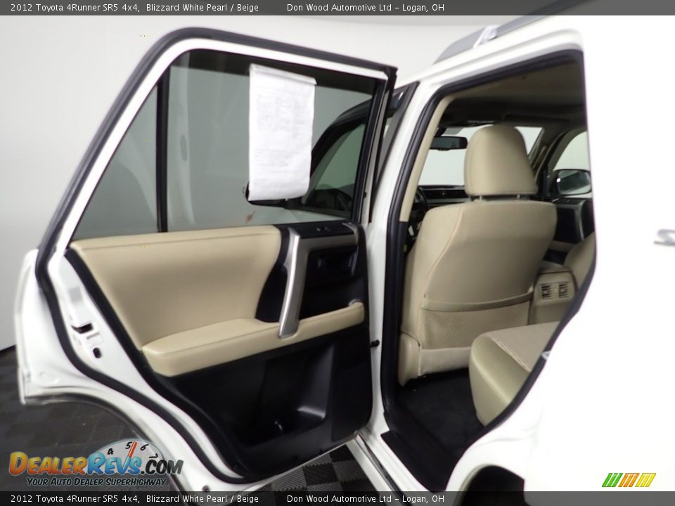2012 Toyota 4Runner SR5 4x4 Blizzard White Pearl / Beige Photo #25