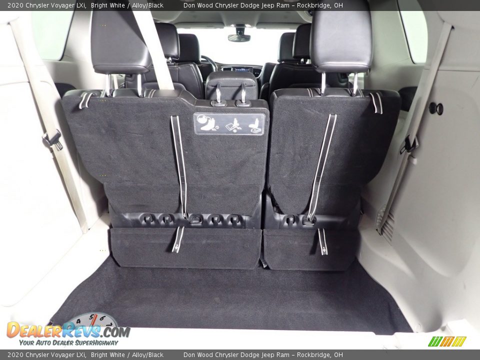 2020 Chrysler Voyager LXi Bright White / Alloy/Black Photo #9