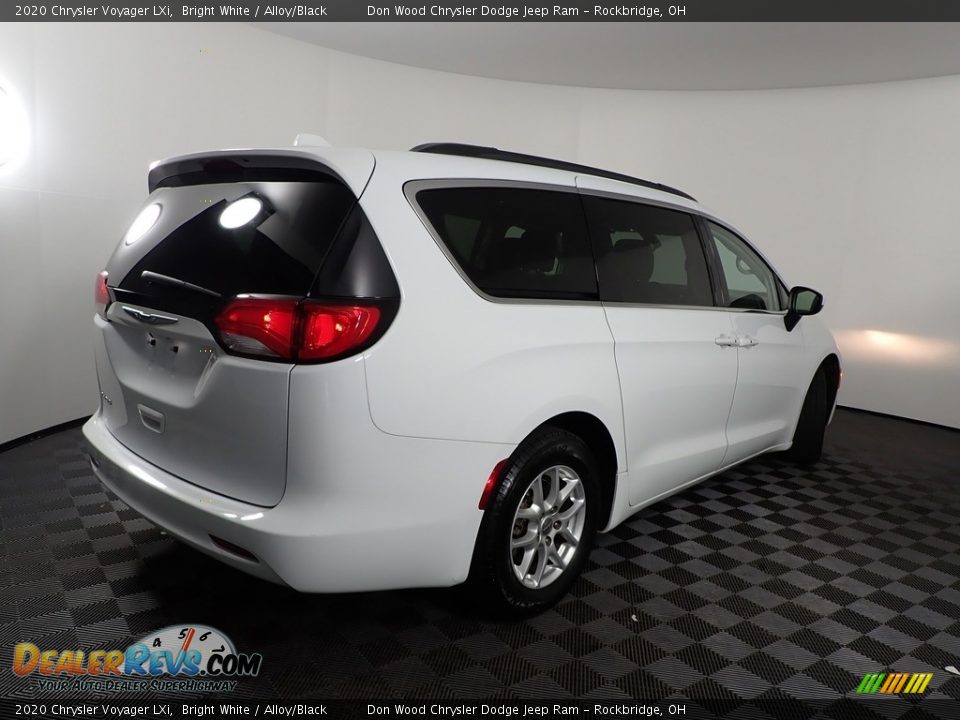 2020 Chrysler Voyager LXi Bright White / Alloy/Black Photo #10