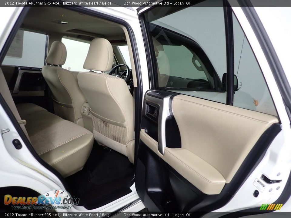 2012 Toyota 4Runner SR5 4x4 Blizzard White Pearl / Beige Photo #31