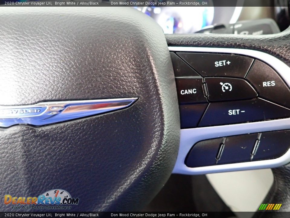 2020 Chrysler Voyager LXi Bright White / Alloy/Black Photo #17