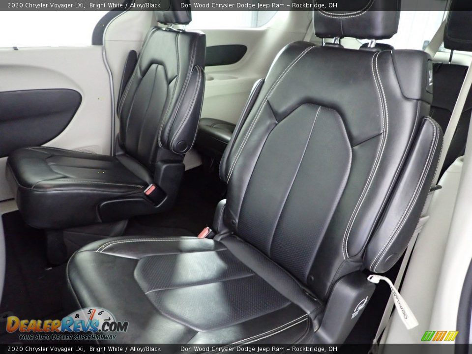 2020 Chrysler Voyager LXi Bright White / Alloy/Black Photo #24