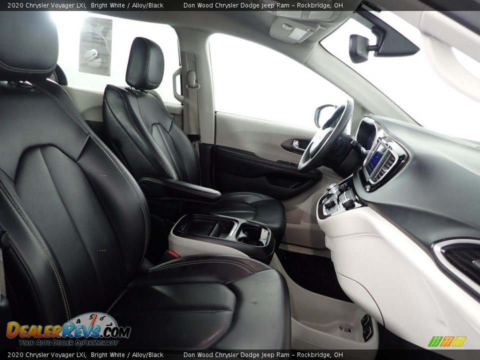 2020 Chrysler Voyager LXi Bright White / Alloy/Black Photo #28