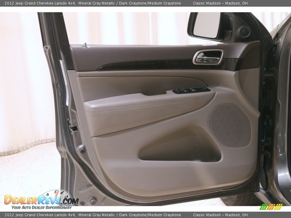 2012 Jeep Grand Cherokee Laredo 4x4 Mineral Gray Metallic / Dark Graystone/Medium Graystone Photo #4