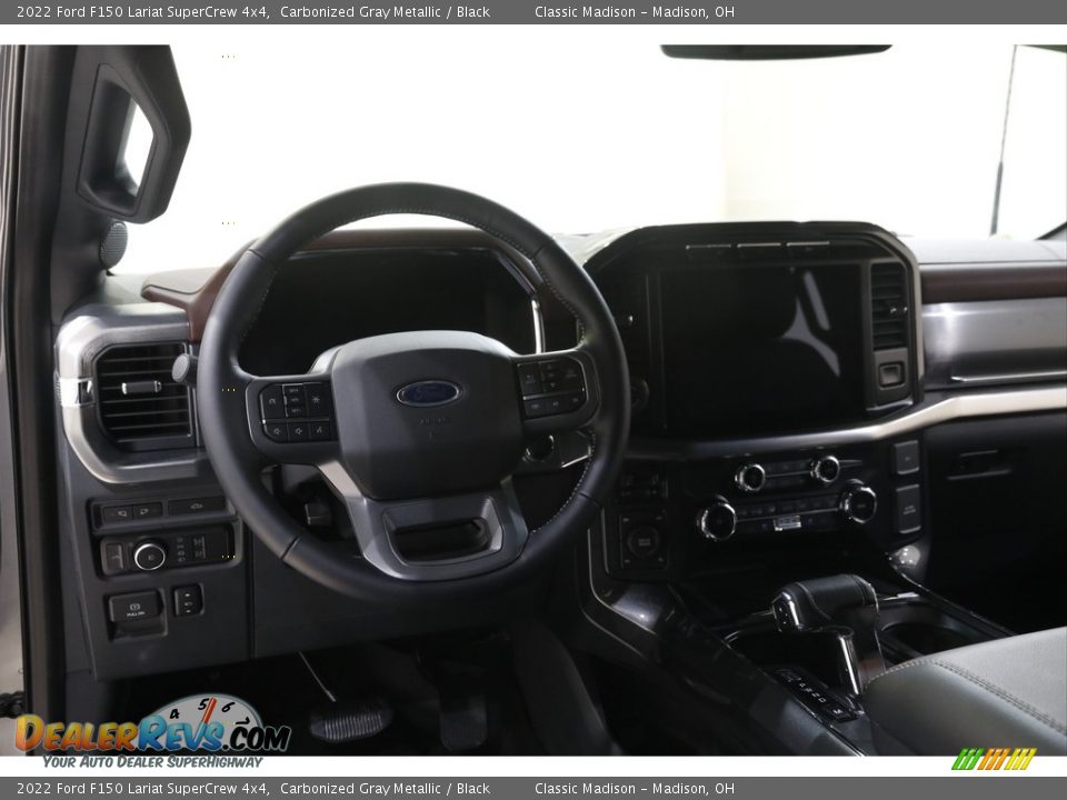 Dashboard of 2022 Ford F150 Lariat SuperCrew 4x4 Photo #7