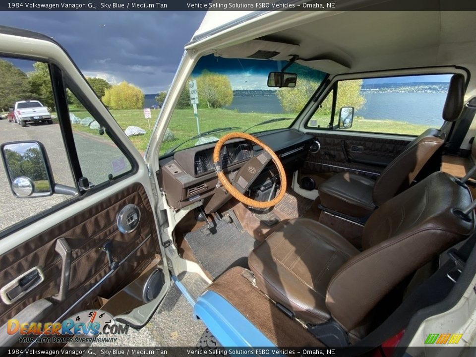 Front Seat of 1984 Volkswagen Vanagon GL Photo #10
