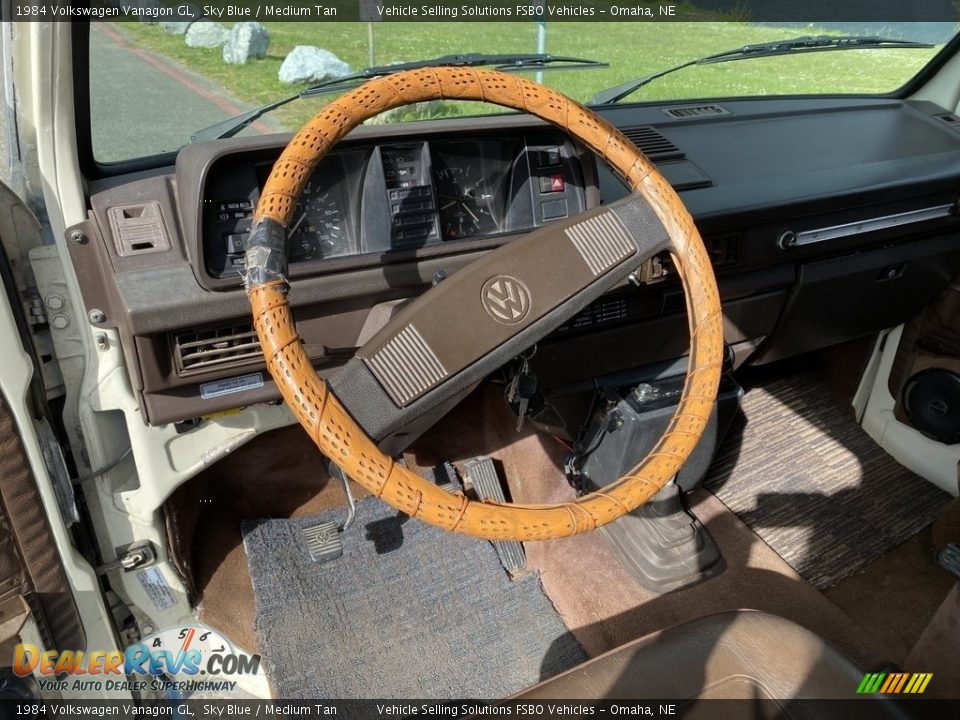 Dashboard of 1984 Volkswagen Vanagon GL Photo #12