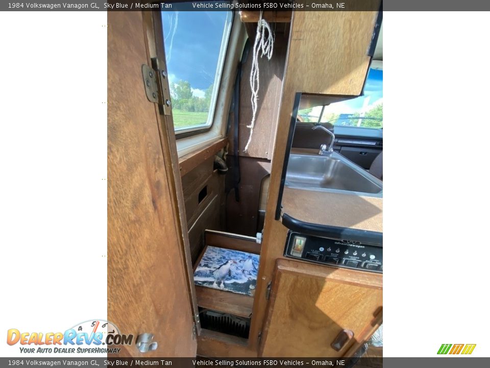 1984 Volkswagen Vanagon GL Sky Blue / Medium Tan Photo #18