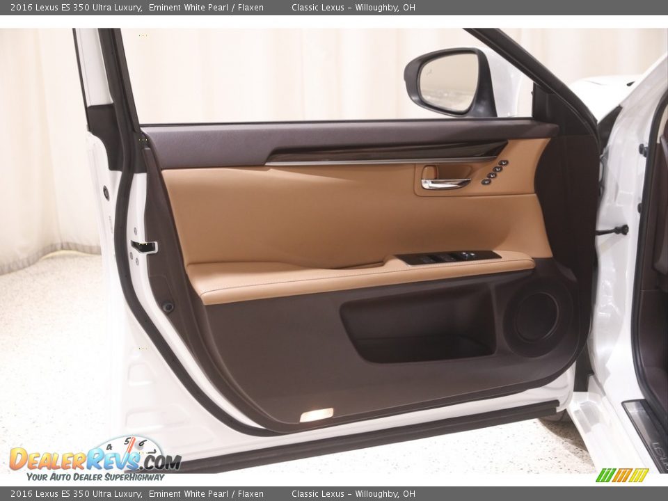 Door Panel of 2016 Lexus ES 350 Ultra Luxury Photo #4