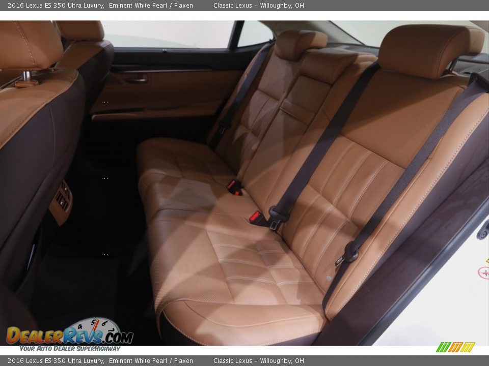 Rear Seat of 2016 Lexus ES 350 Ultra Luxury Photo #20