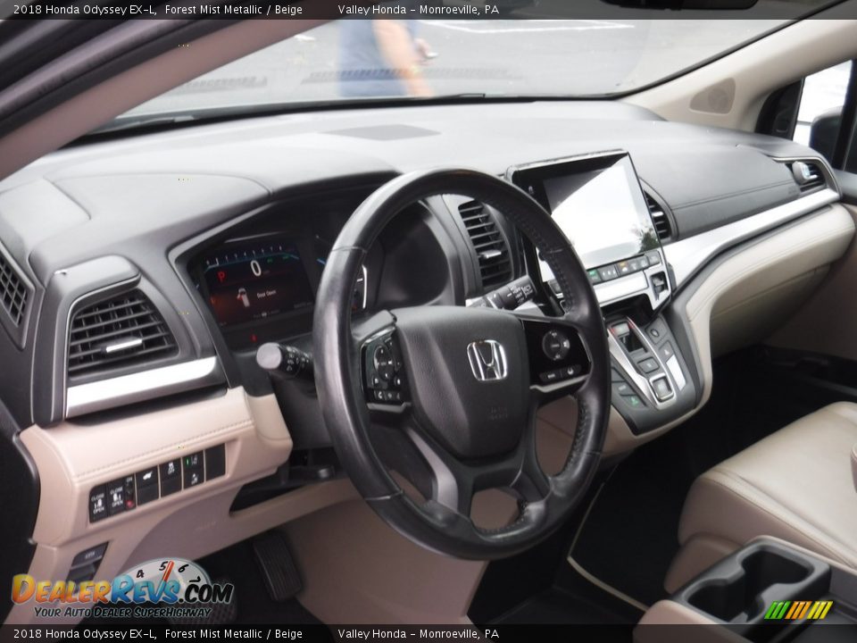 2018 Honda Odyssey EX-L Forest Mist Metallic / Beige Photo #11