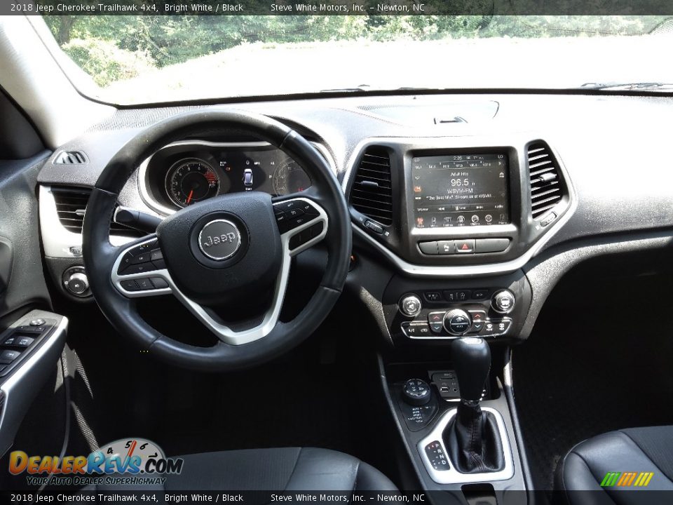 2018 Jeep Cherokee Trailhawk 4x4 Bright White / Black Photo #17