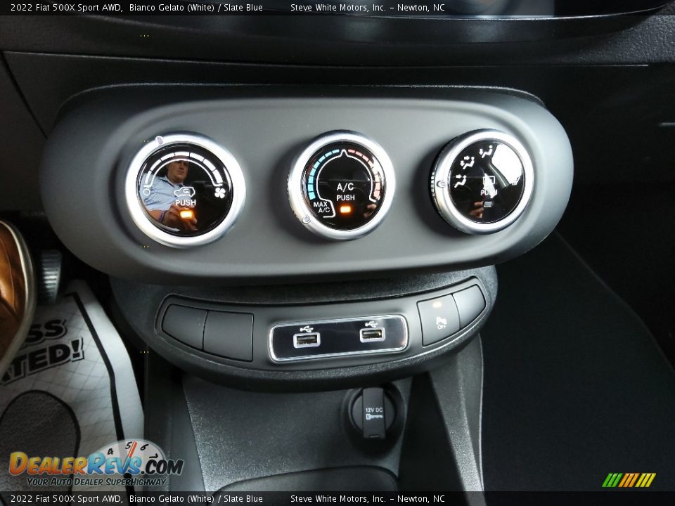 Controls of 2022 Fiat 500X Sport AWD Photo #24