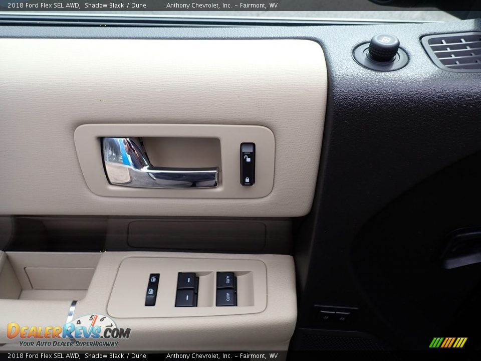 Door Panel of 2018 Ford Flex SEL AWD Photo #14