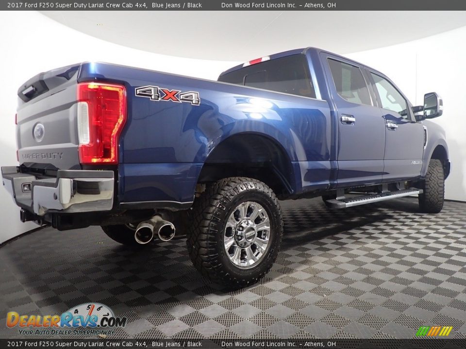 2017 Ford F250 Super Duty Lariat Crew Cab 4x4 Blue Jeans / Black Photo #18