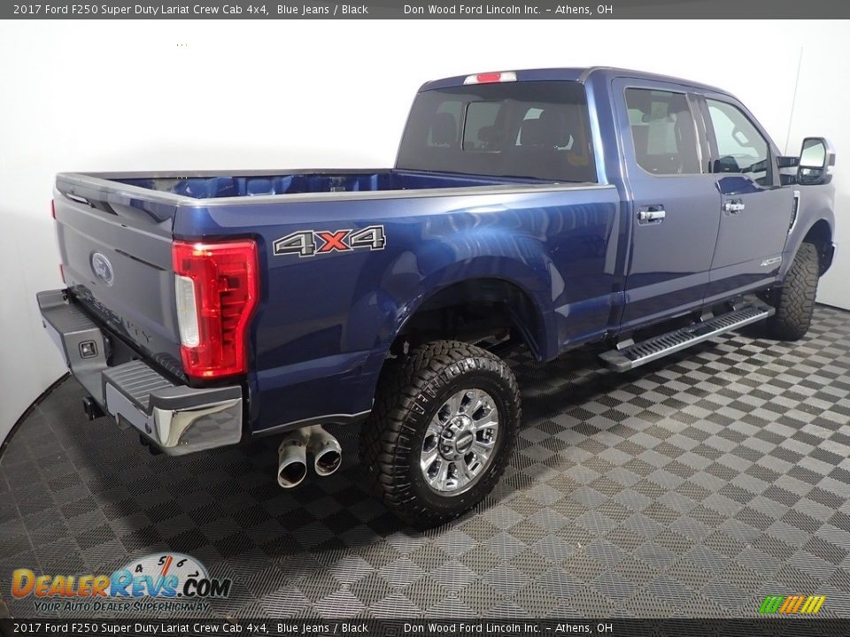 2017 Ford F250 Super Duty Lariat Crew Cab 4x4 Blue Jeans / Black Photo #19