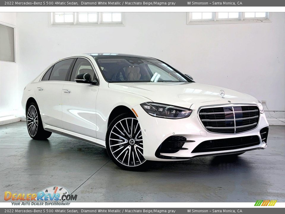 Front 3/4 View of 2022 Mercedes-Benz S 500 4Matic Sedan Photo #12