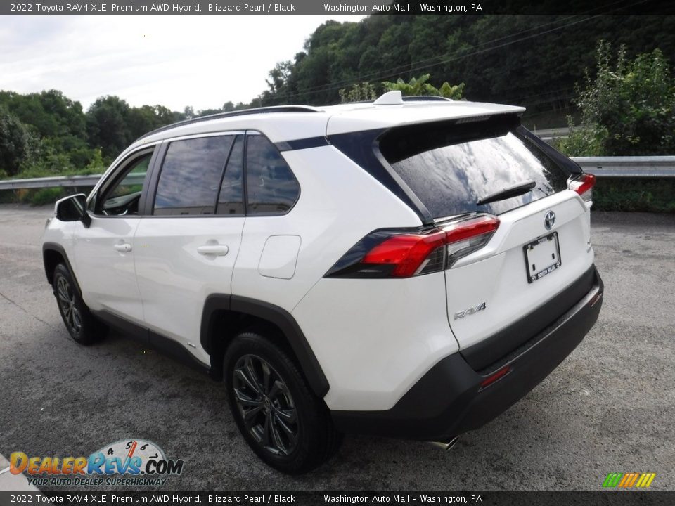 2022 Toyota RAV4 XLE  Premium AWD Hybrid Blizzard Pearl / Black Photo #17