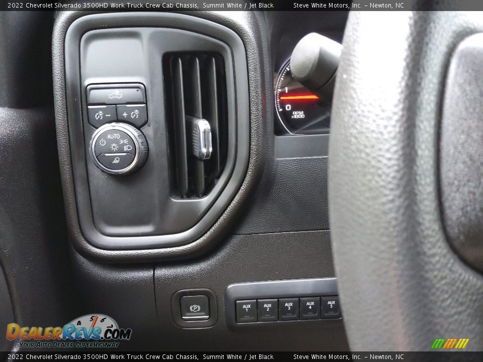 Controls of 2022 Chevrolet Silverado 3500HD Work Truck Crew Cab Chassis Photo #20