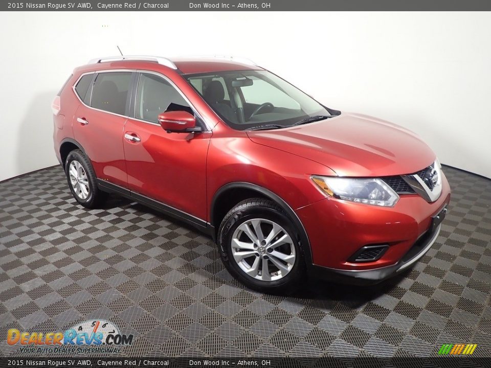2015 Nissan Rogue SV AWD Cayenne Red / Charcoal Photo #4