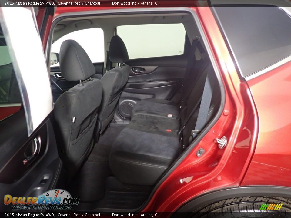 2015 Nissan Rogue SV AWD Cayenne Red / Charcoal Photo #34